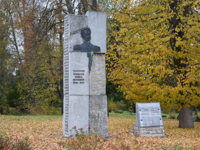 Памятник подполковнику П.П. Калитину.
